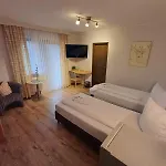 Szálloda Guenstige Im Spessart 3*