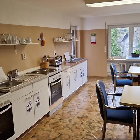 Szálloda Guenstige Im Spessart 3*