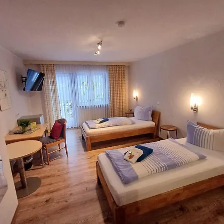 Guenstige Zimmer Im Spessart 3*