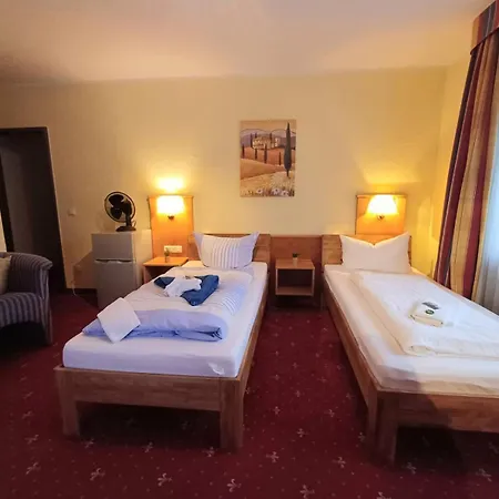 Guenstige Zimmer Im Spessart 3*