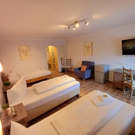 Hotel Guenstige Zimmer Im Spessart Mespelbrunn